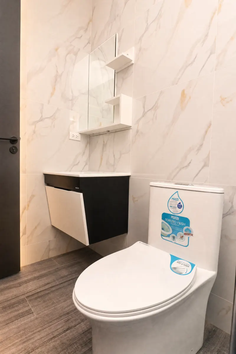Marble bathroom with brass fittings